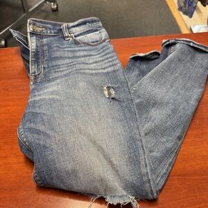 Express distressed girlfriend jeans size 8 // 071628